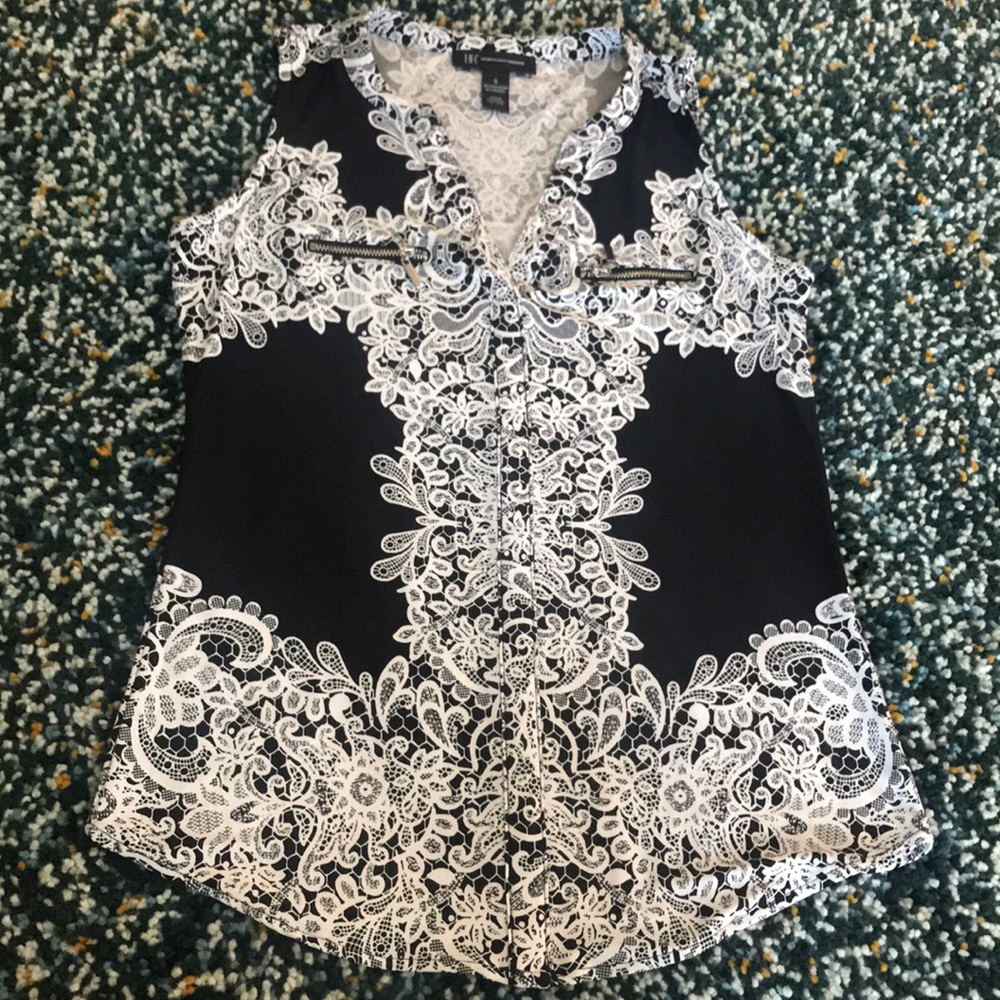 2/$10 😍 INC no sleeve top